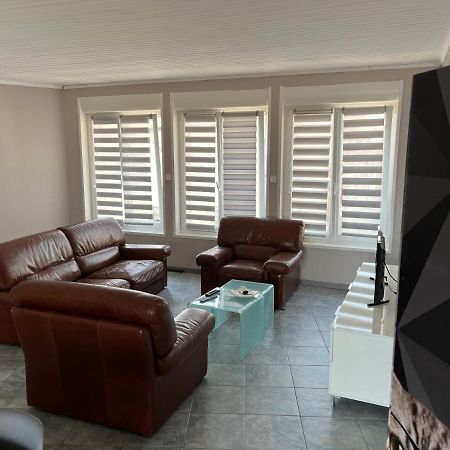 Appartement 2 Chambres Spacieuses Avec Terrasse Brouckerque 외부 사진